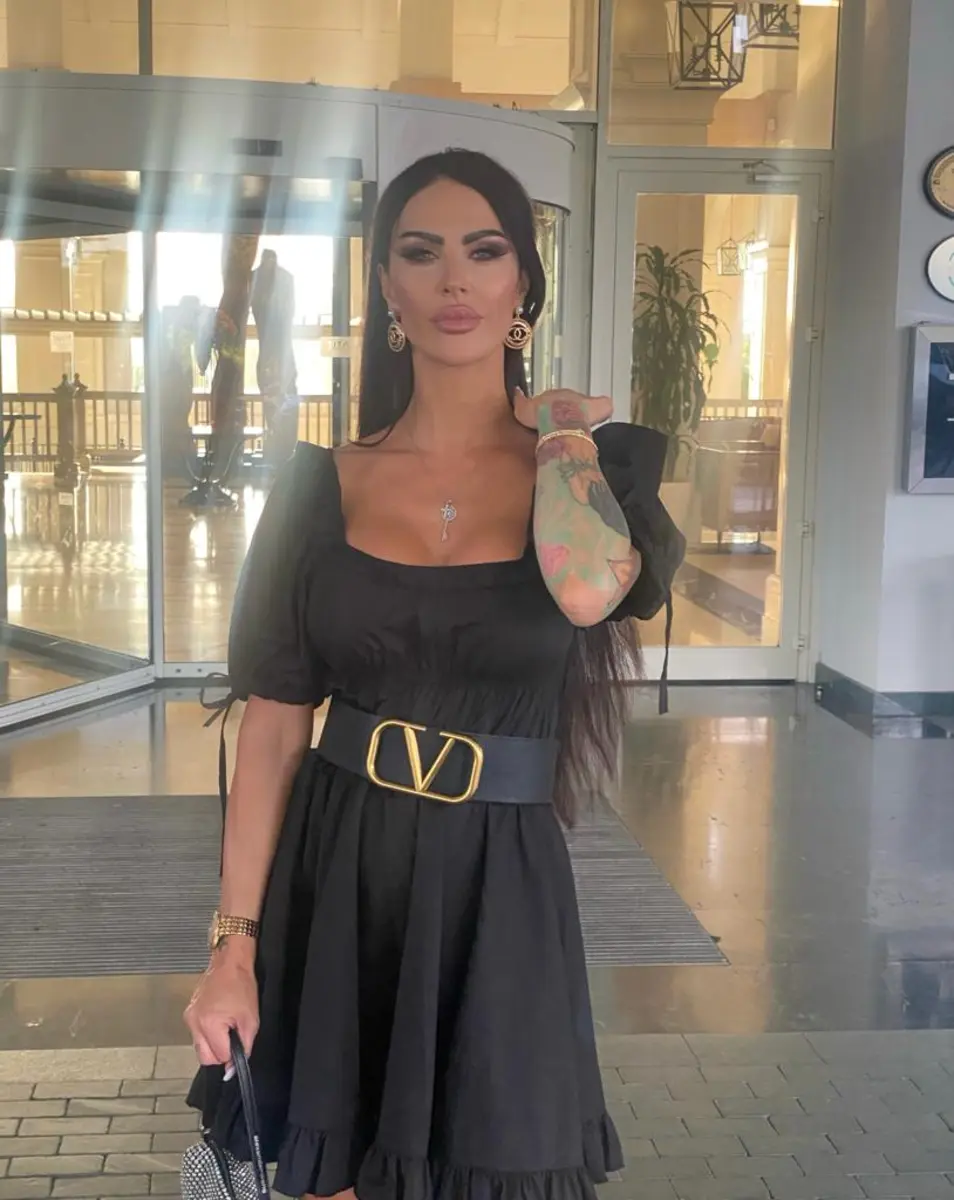 Абель эскорт в городе Дубай