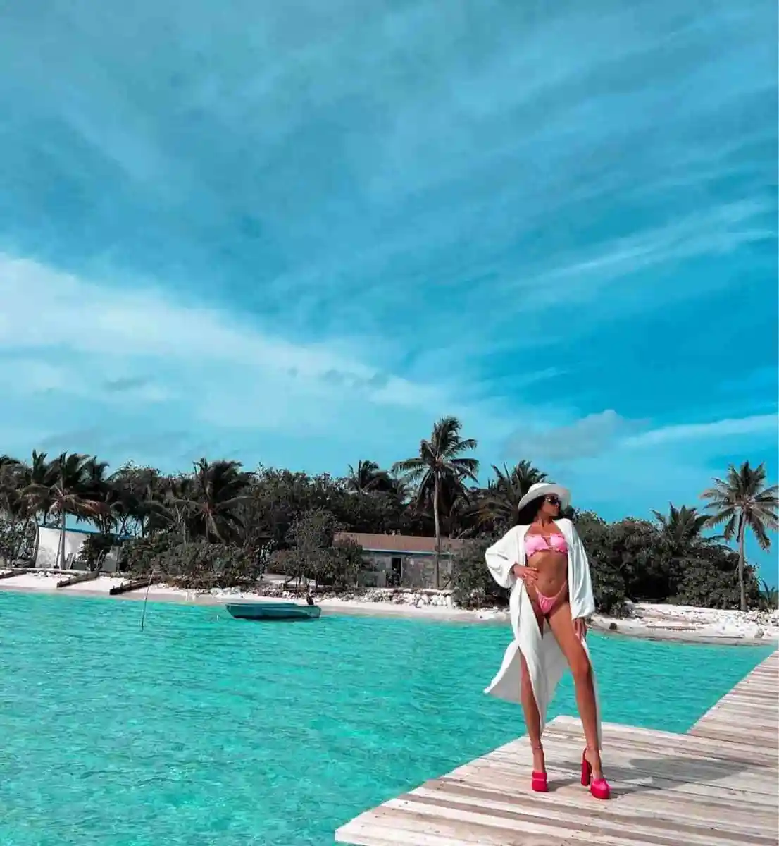 Adel escort in Dubai