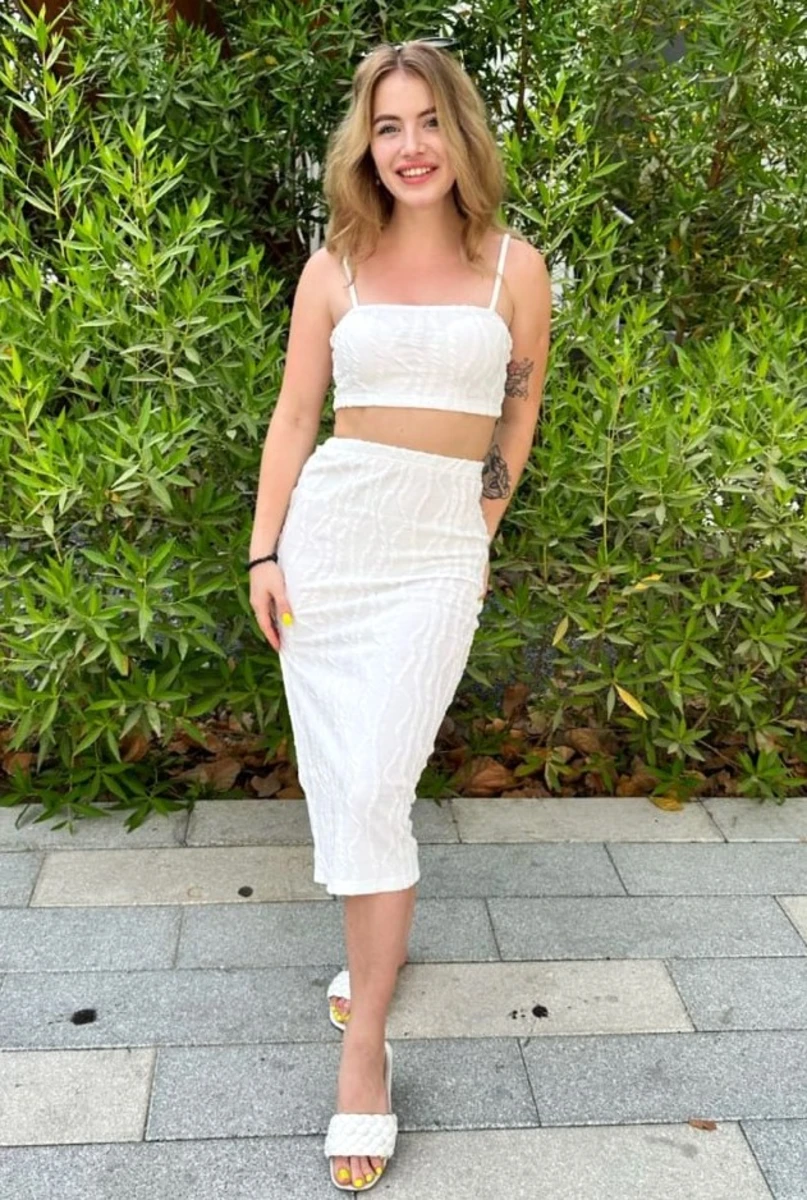 阿德莉亚 迪拜的应召女郎