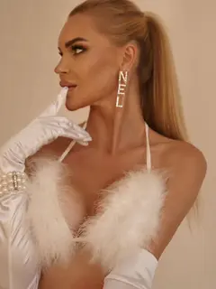 Агата эскорт в городе Дубай