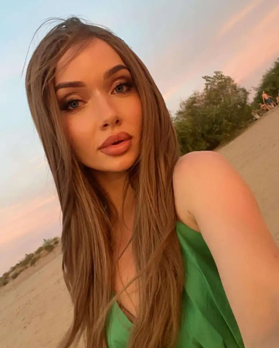 Агата эскорт в городе Дубай