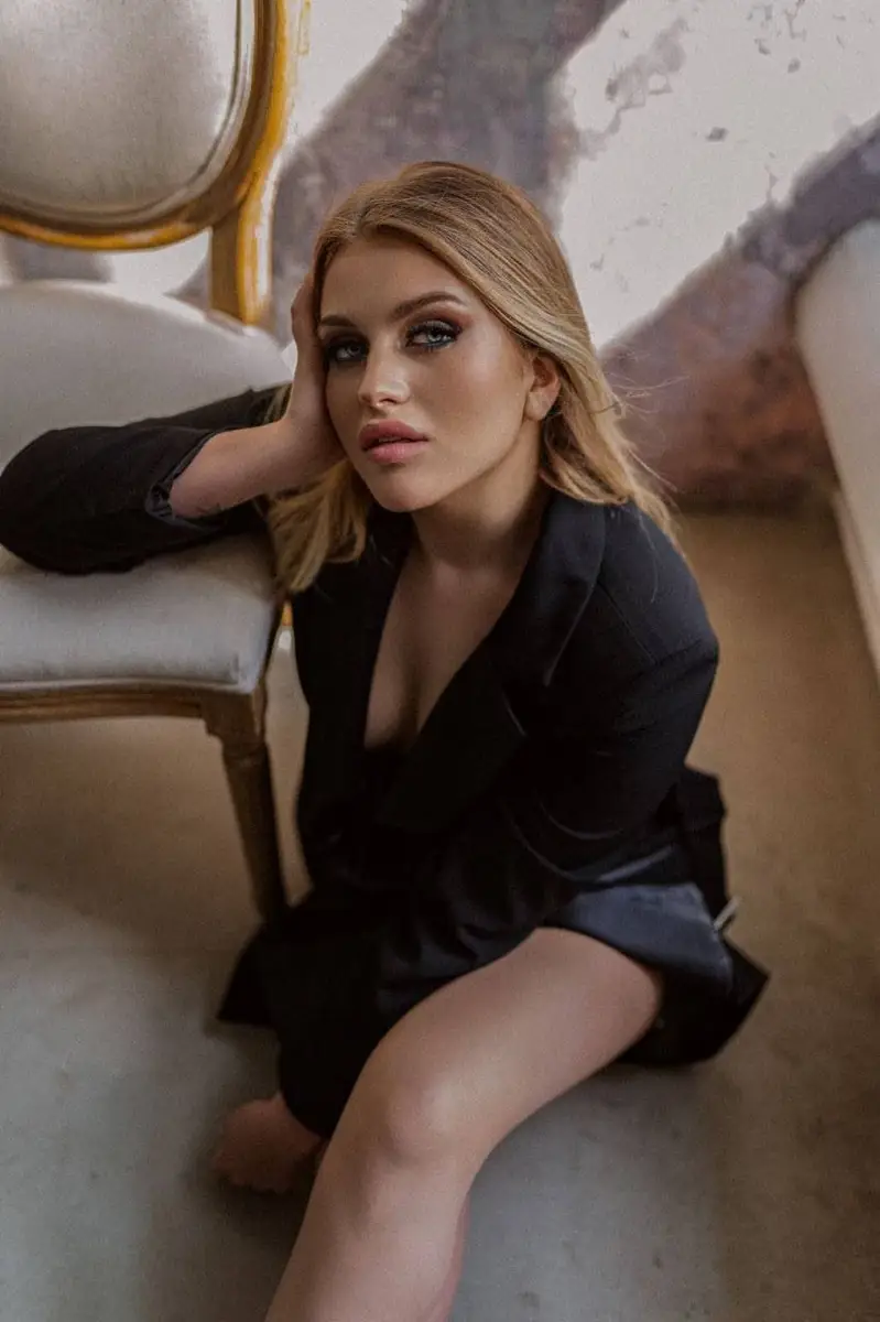 Alena escort in Dubai