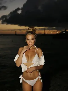 Alexa Escort in Dubai