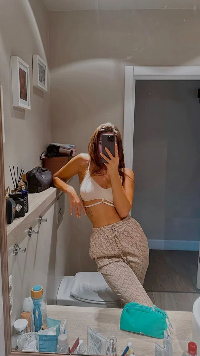 Alexandra escort a Dubai