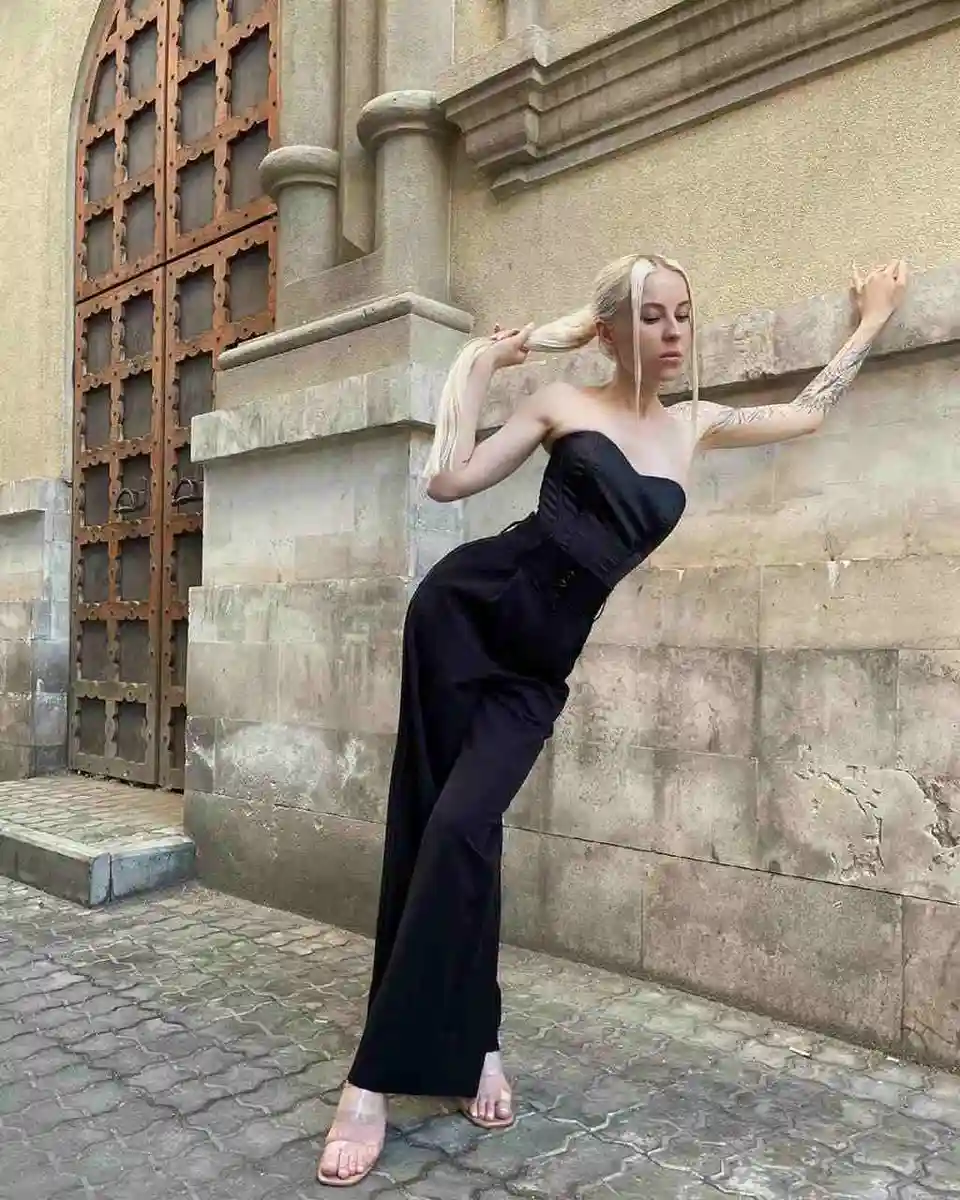 阿丽娜 迪拜的应召女郎