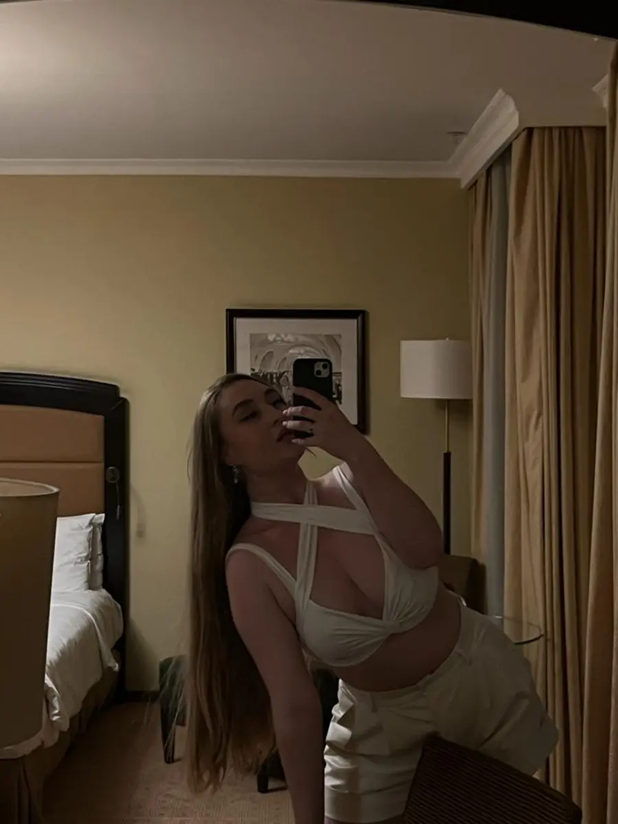 Alya escort in Dubai