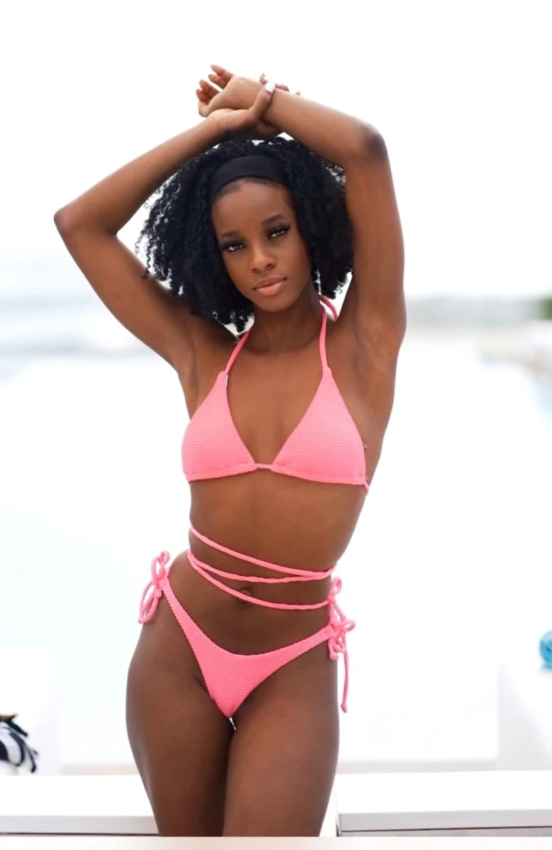 Аманда эскорт в городе Дубай