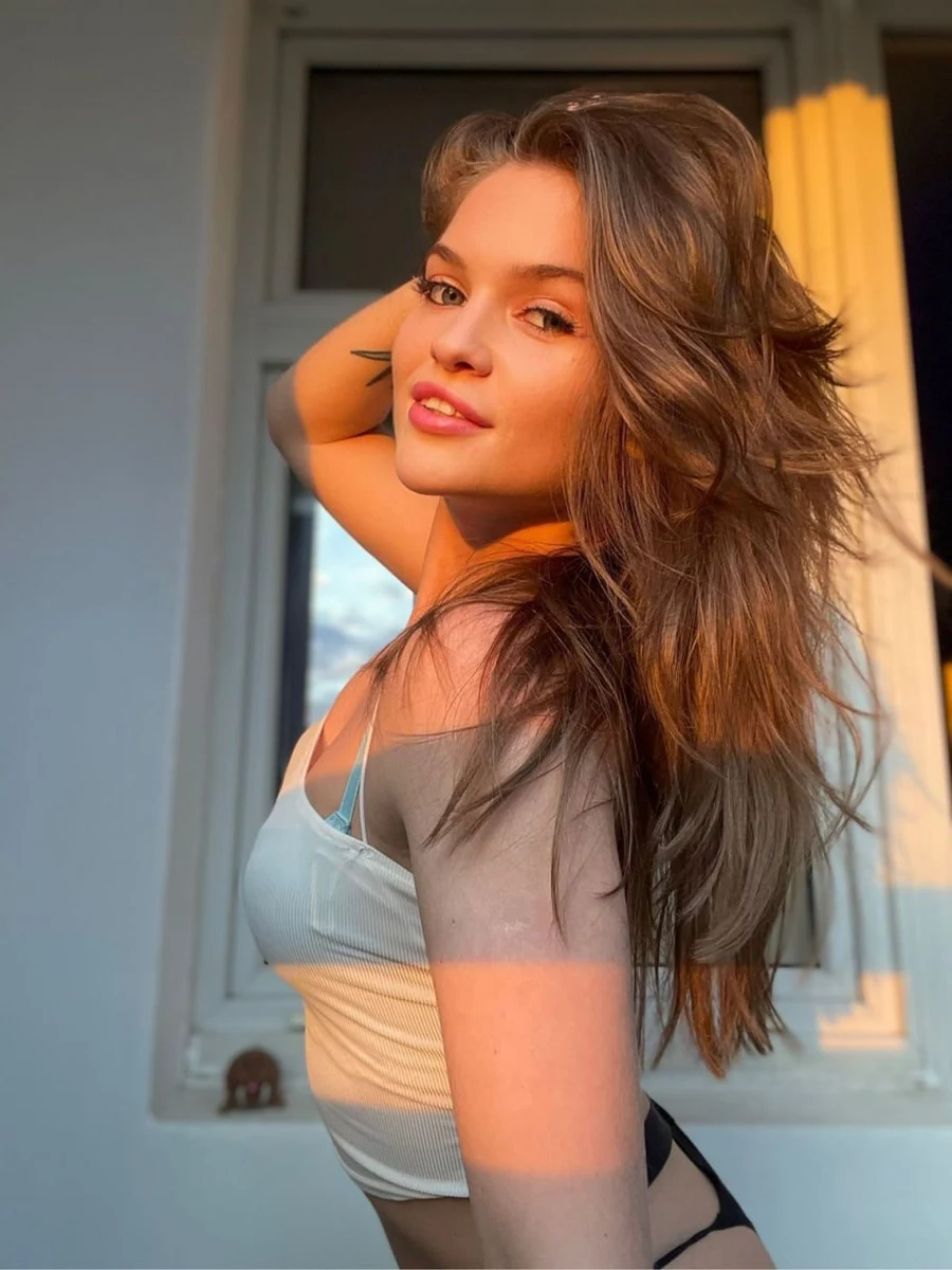 Амели эскорт в городе Дубай