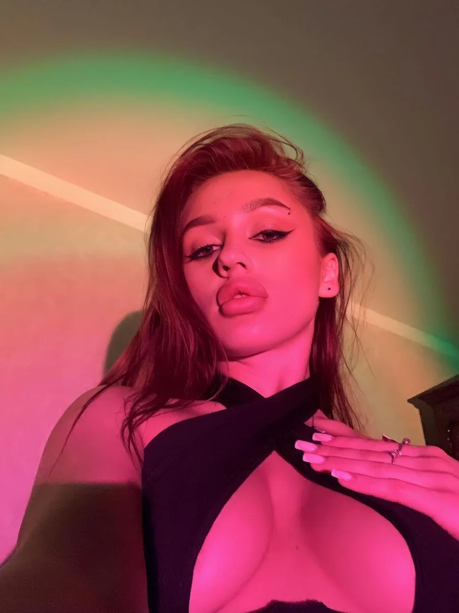 Анита эскорт в городе Дубай