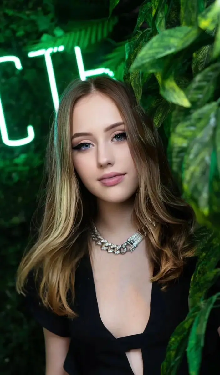 Annabella escort in Dubai