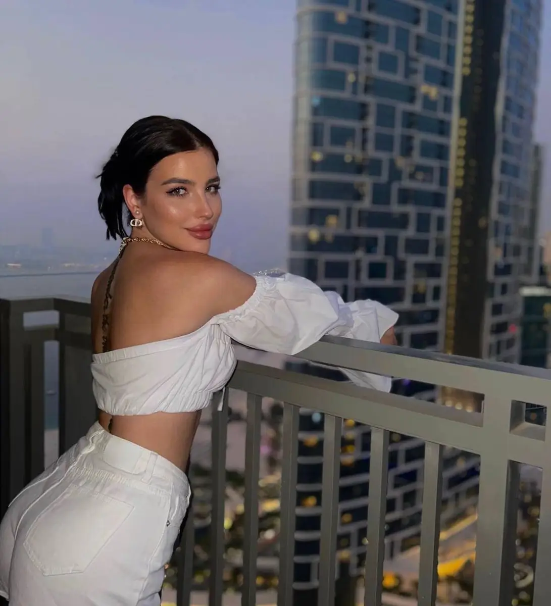 Арина эскорт в городе Дубай