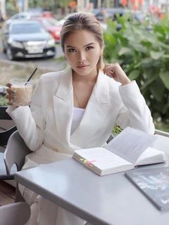 Асти эскорт в городе Дубай