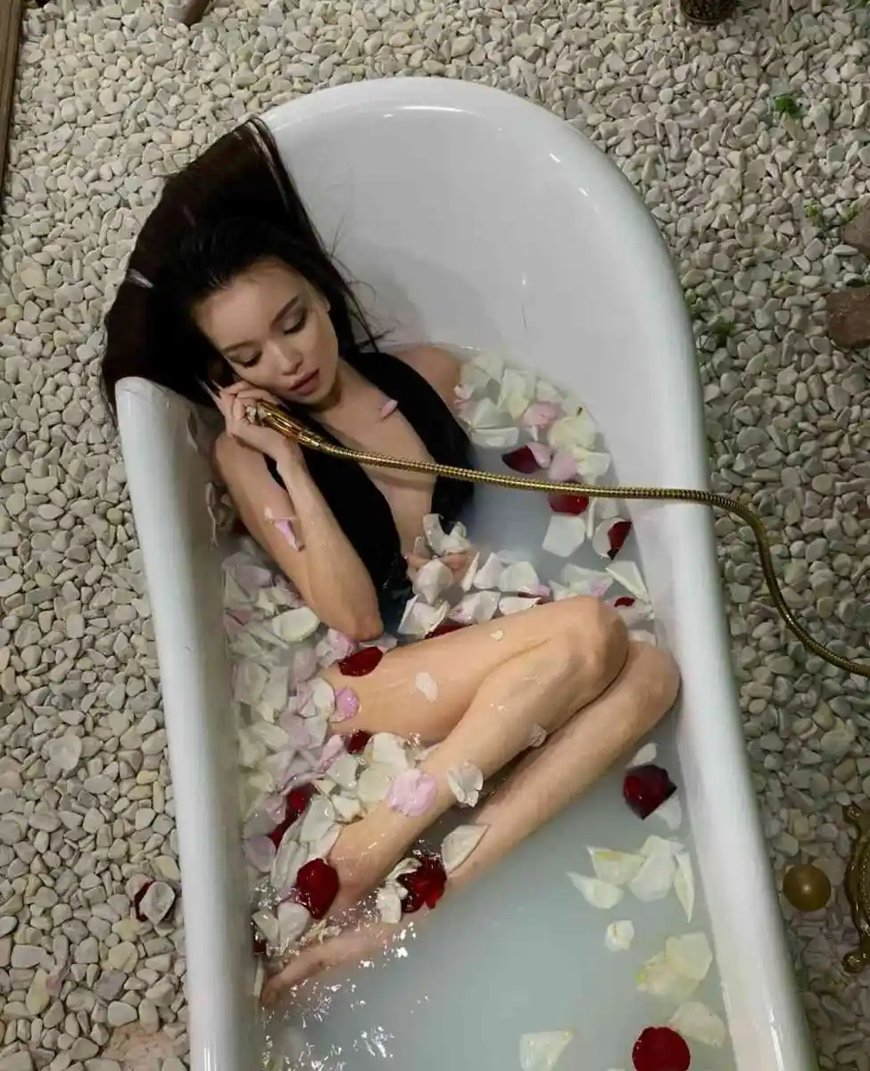 奥里卡 迪拜的应召女郎