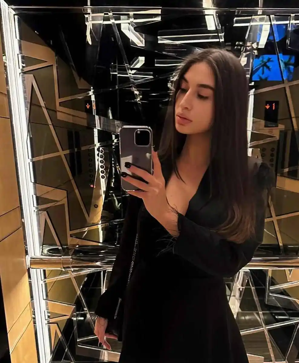 比利 迪拜的应召女郎