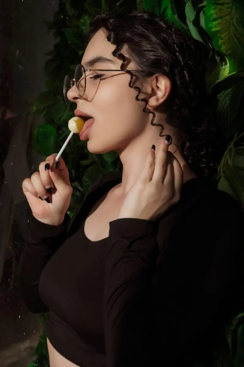 Carolina escort in Dubai