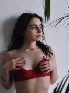 Carolina escort in Dubai