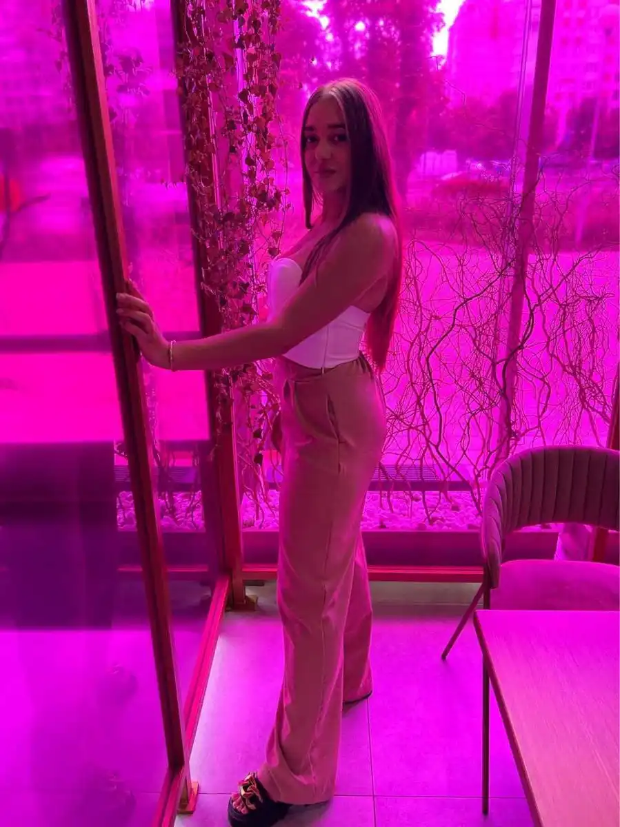 Крис эскорт в городе Дубай