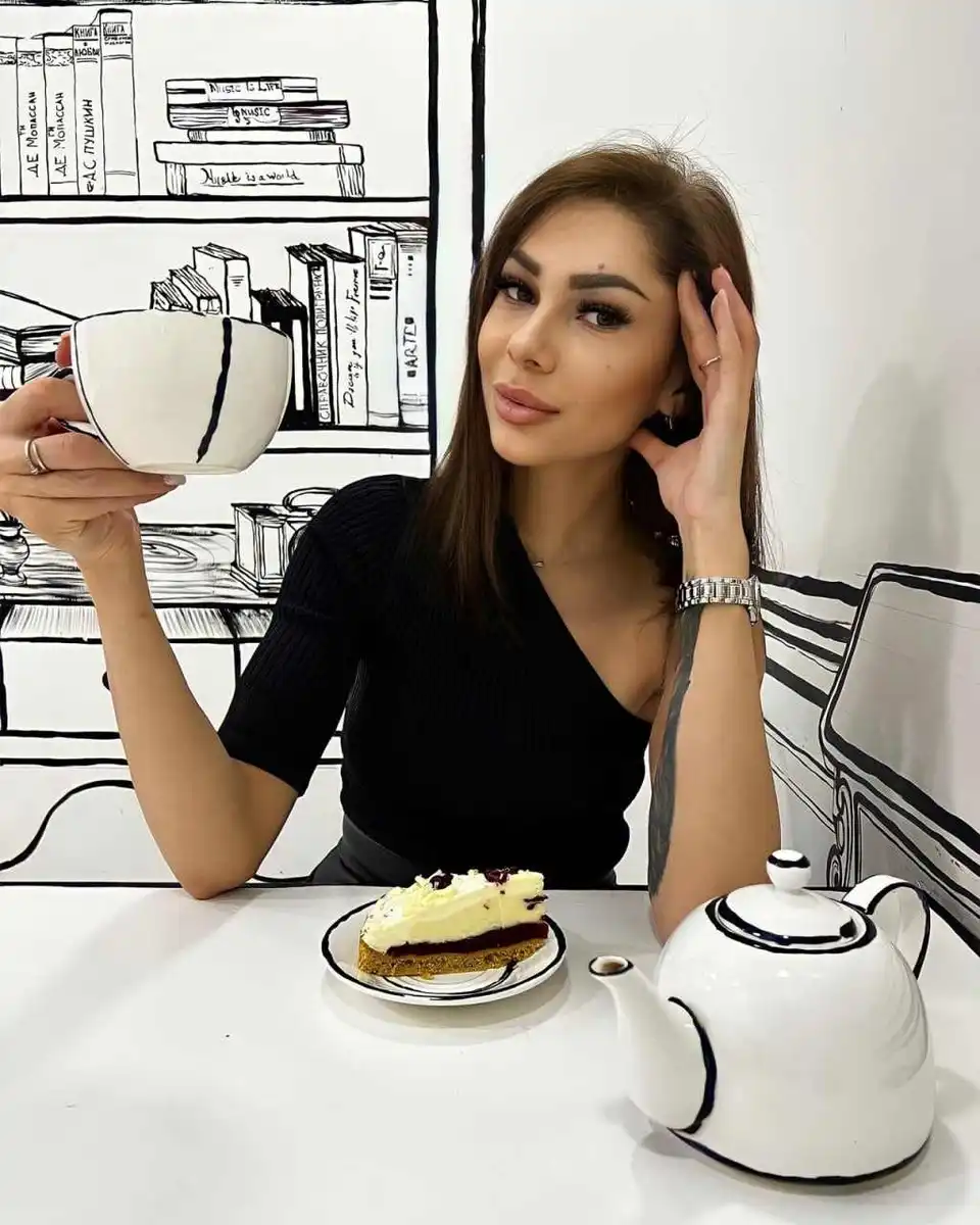 Colibra escort in Dubai