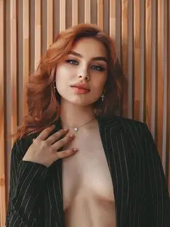 达亚娜 迪拜的应召女郎