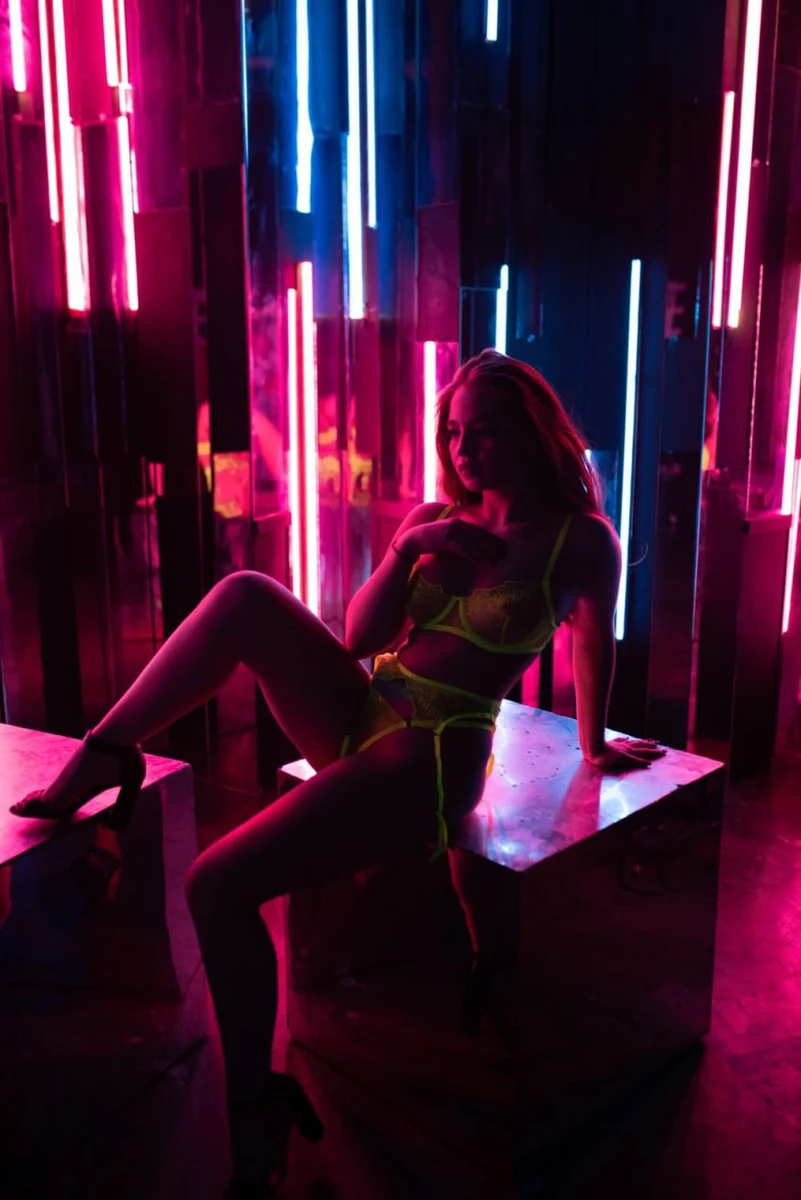 Emily escort in Dubai