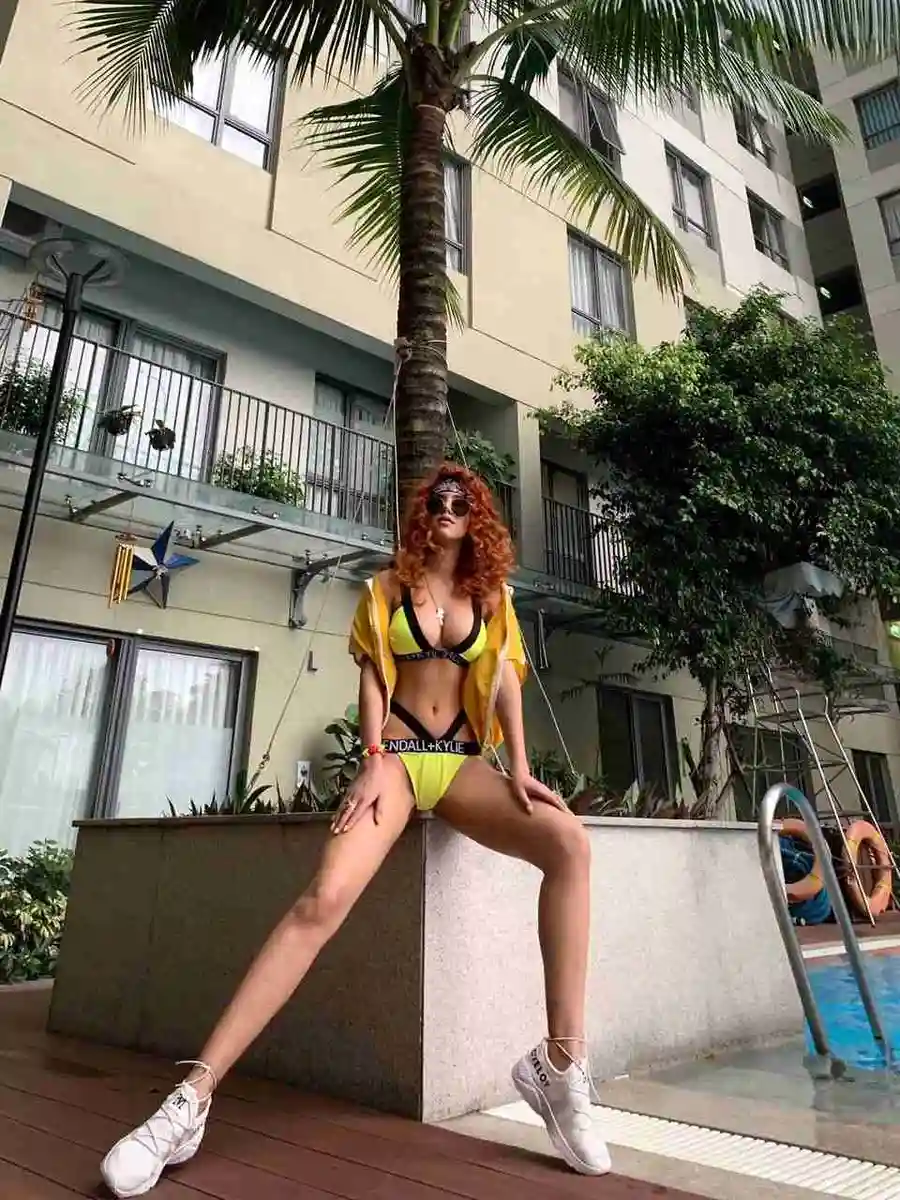 埃玛 迪拜的应召女郎