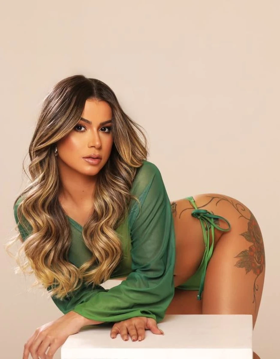 Хадасса эскорт в городе Дубай