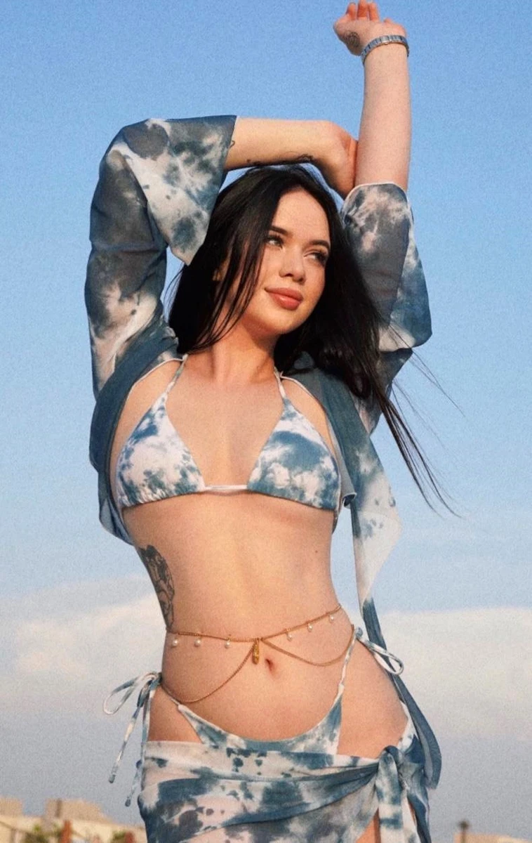 Джулия эскорт в городе Дубай