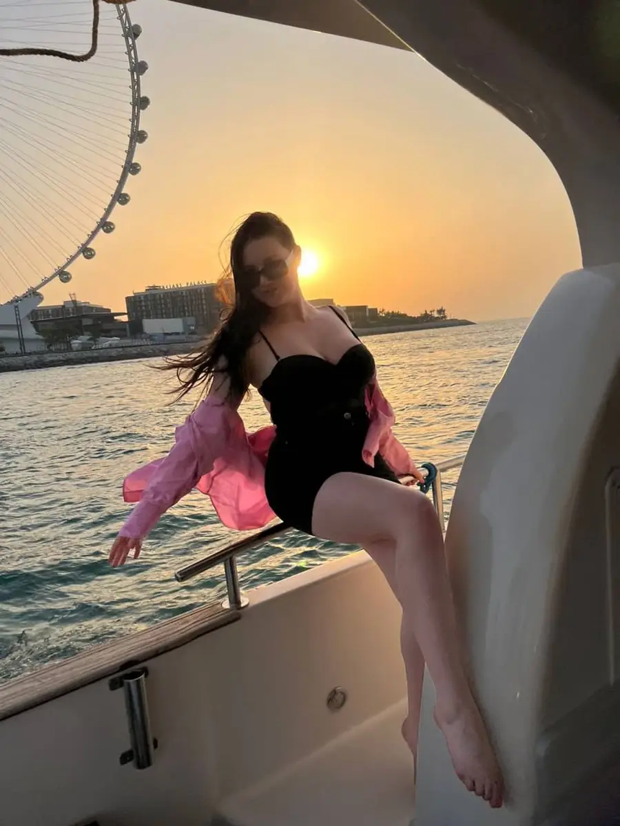 Kamila escort in Dubai