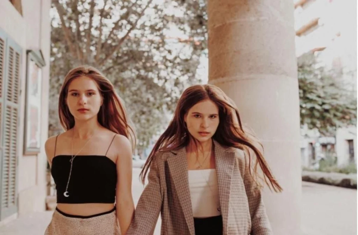 Катя и Даша эскорт в городе Дубай