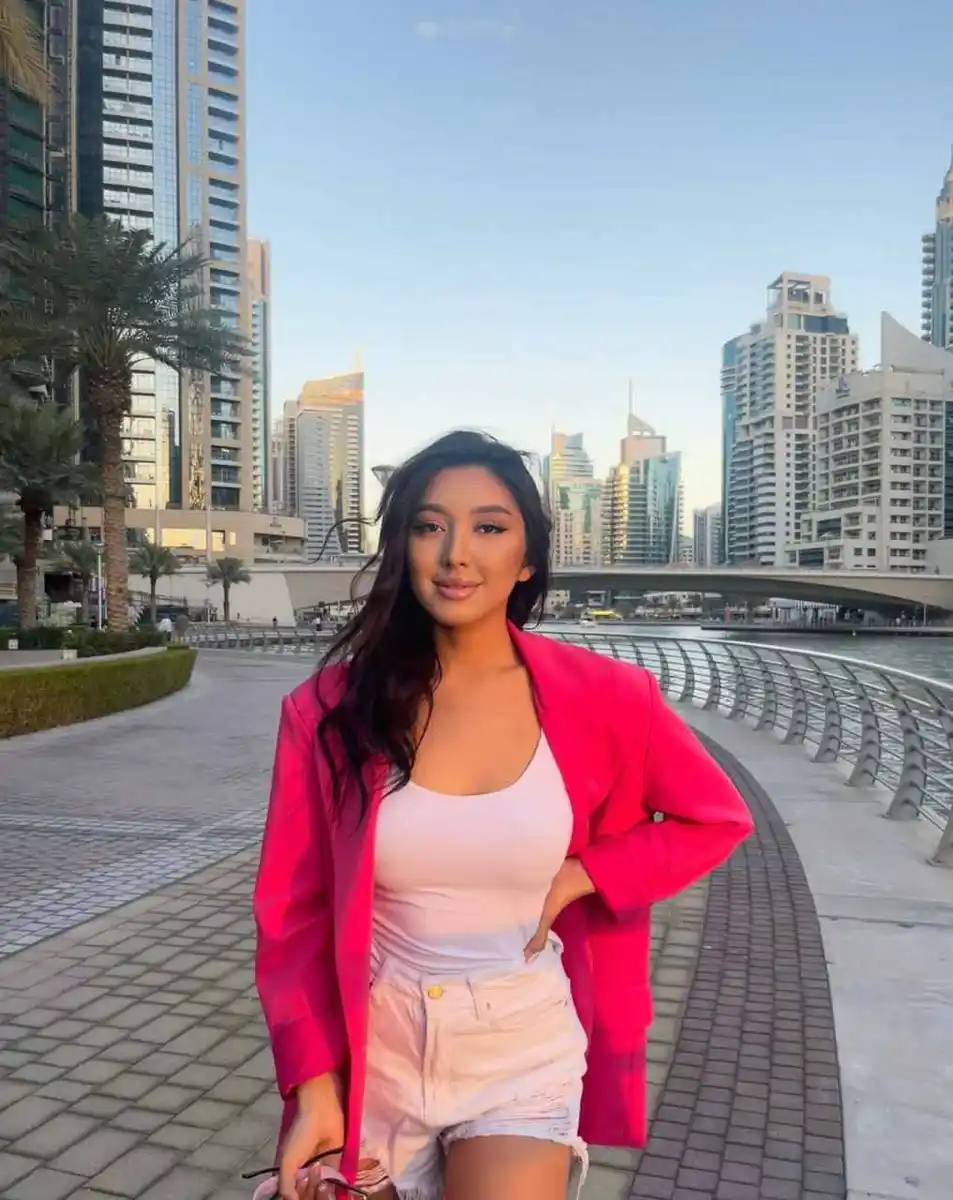 Kiera escort a Dubai