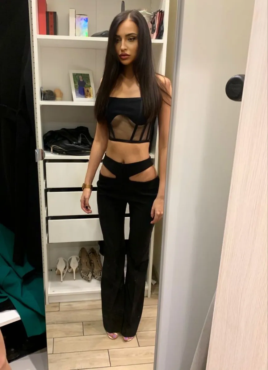 Kristall 迪拜的应召女郎