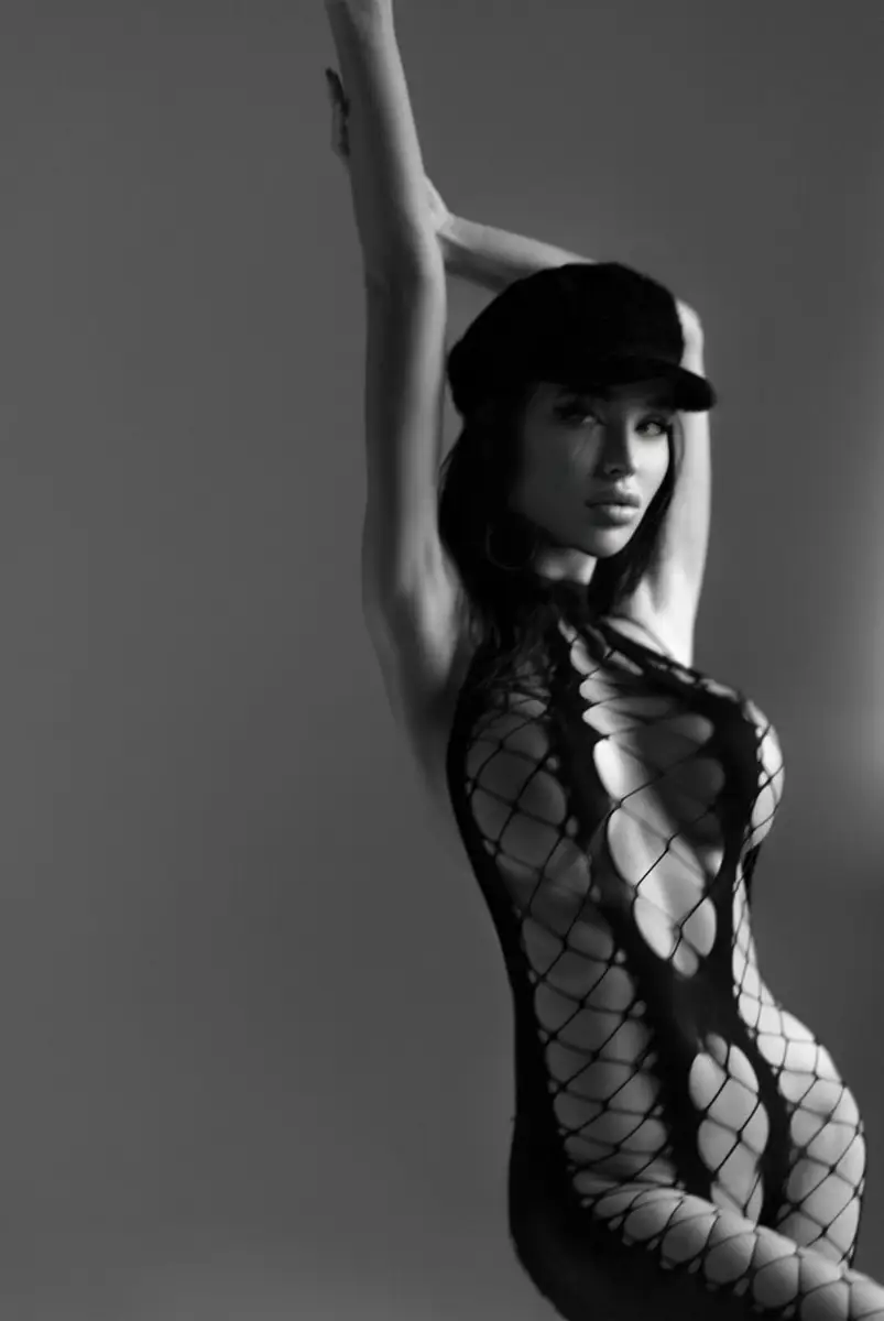 拉娜 迪拜的应召女郎