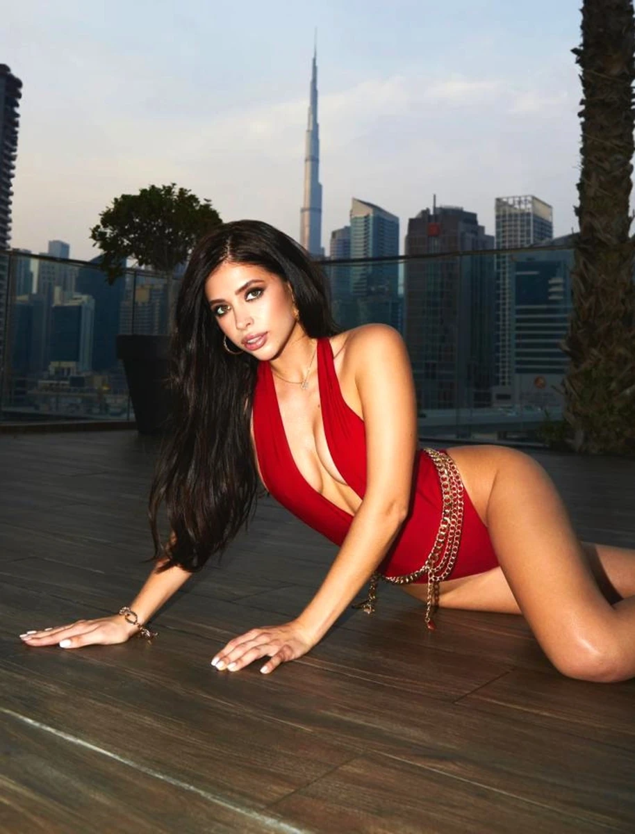 Lana escort à Dubaï