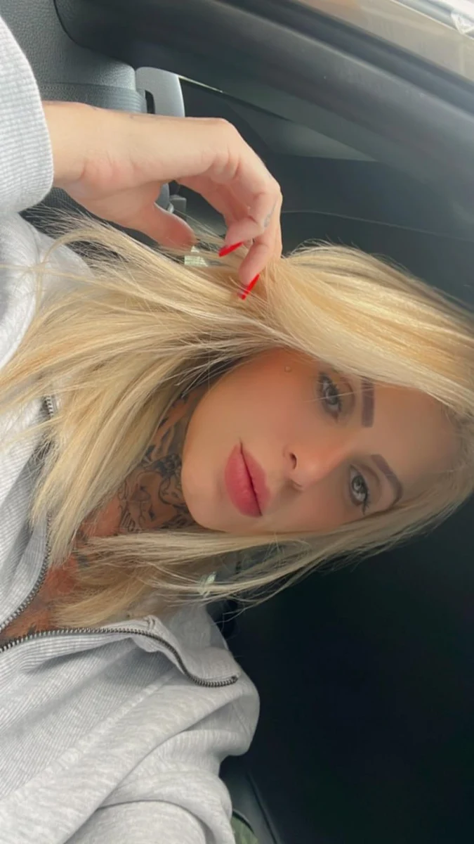 Leona escort in Dubai