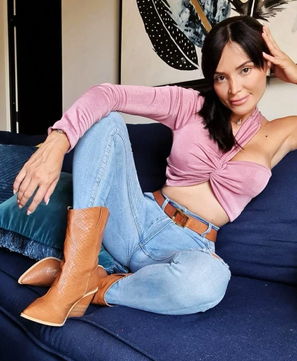 Leyla Escort in Dubai