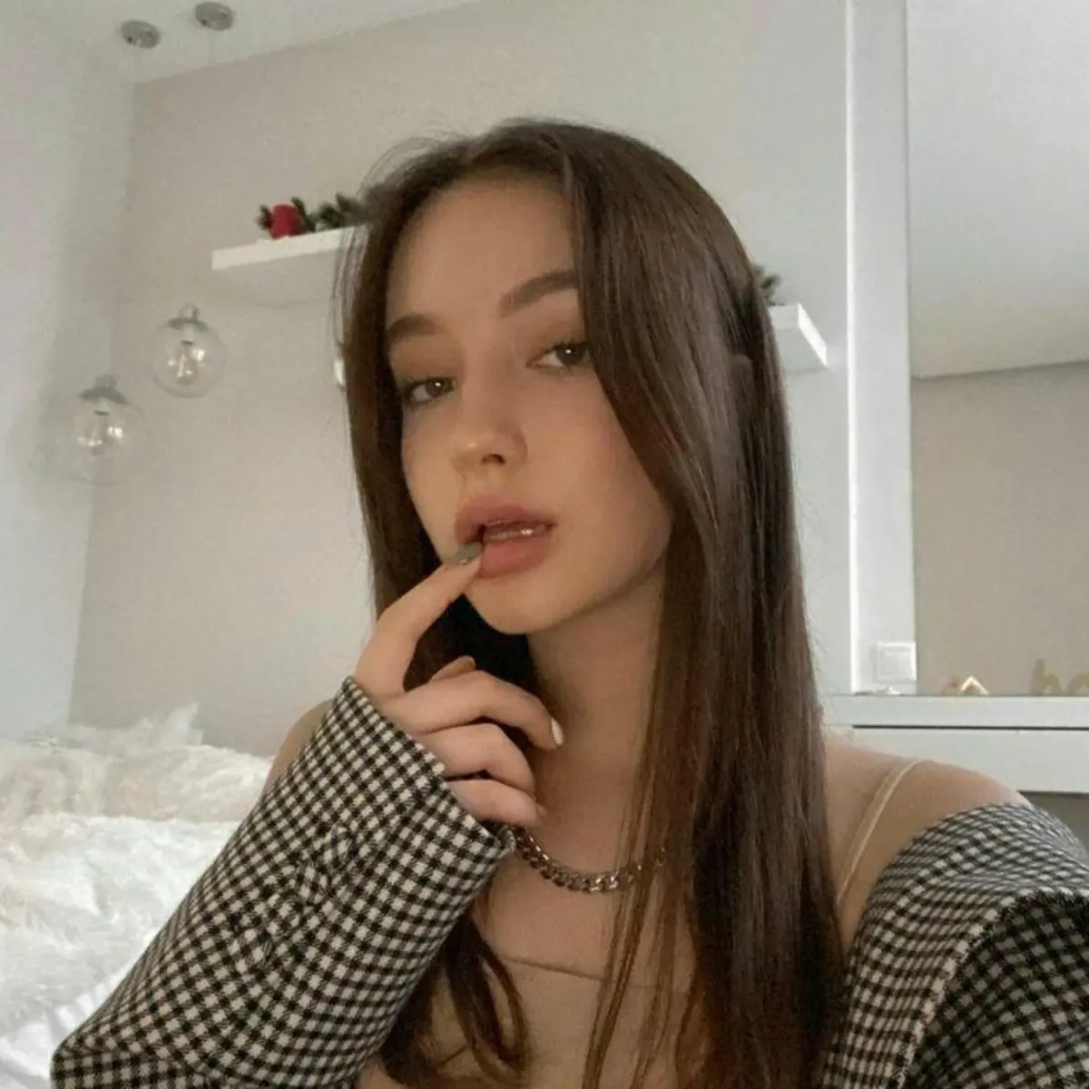 丽娜 迪拜的应召女郎