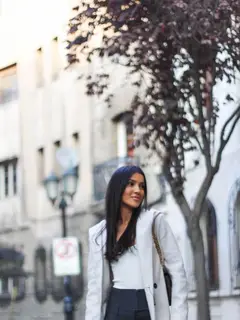 琳达 迪拜的应召女郎