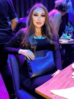 丽雅 迪拜的应召女郎