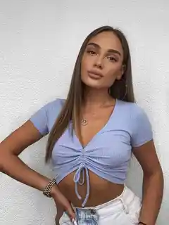 卢克里亚 迪拜的应召女郎