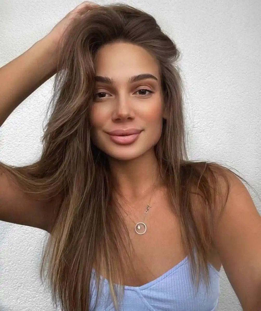 卢克里亚 迪拜的应召女郎