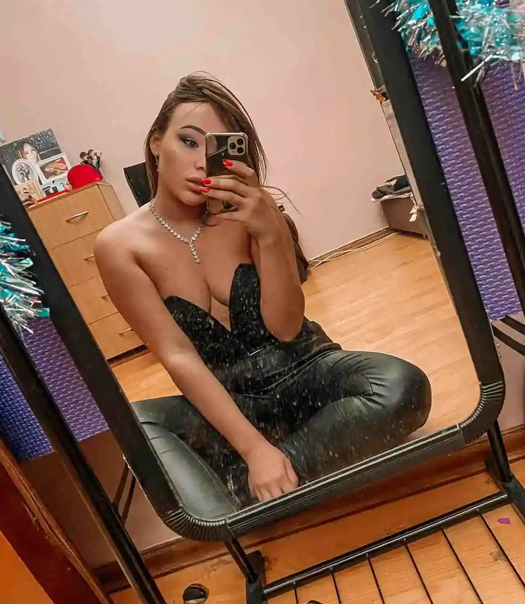 Malika escort à Dubaï
