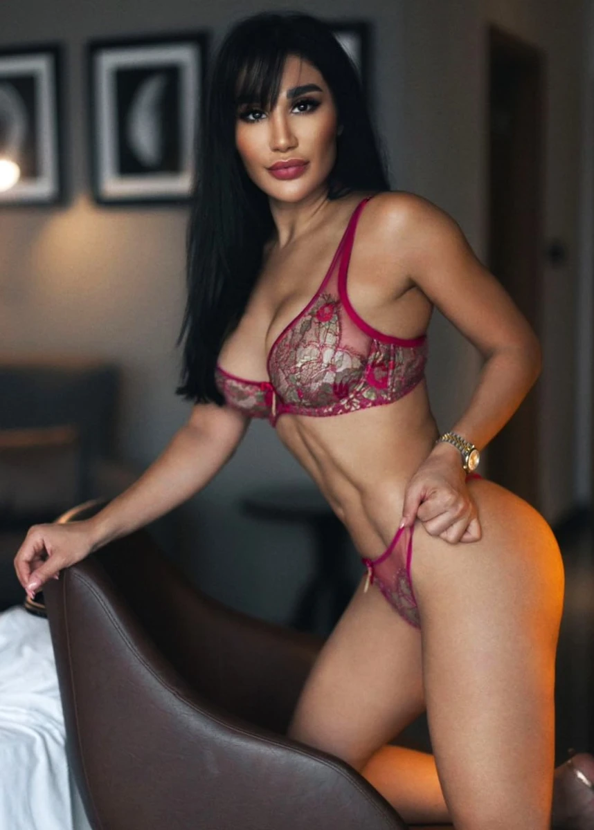 Mariyam Escort in Dubai