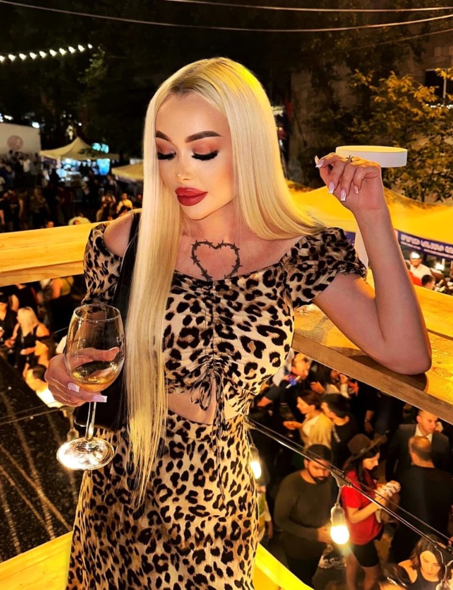 Марта эскорт в городе Дубай