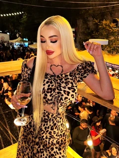 Марта эскорт в городе Дубай