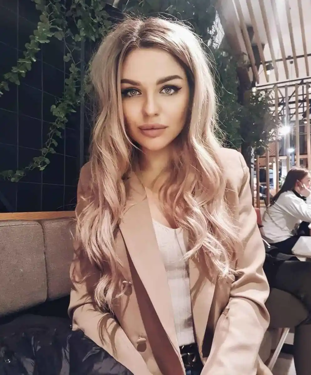 Masha escort in Dubai