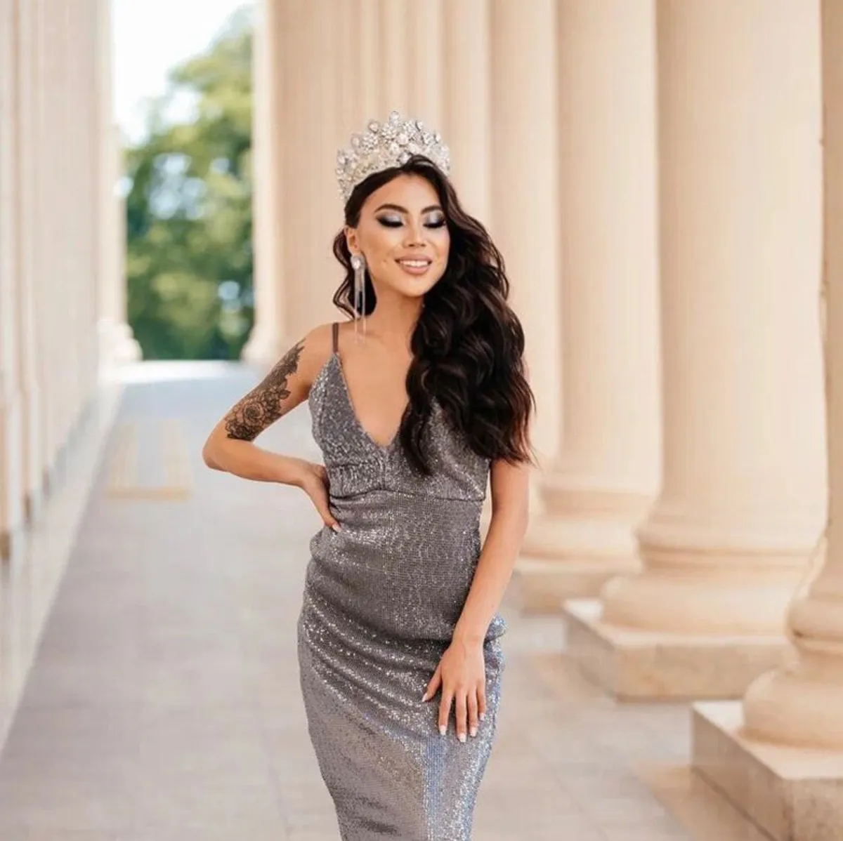 梅丽莎 迪拜的应召女郎