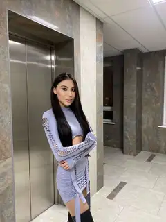 梅丽莎 迪拜的应召女郎