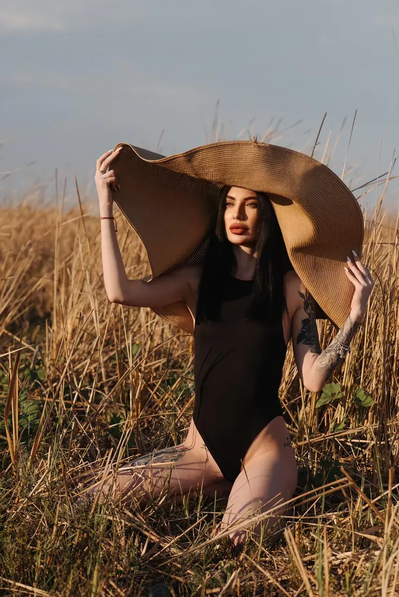 梅丽莎 迪拜的应召女郎