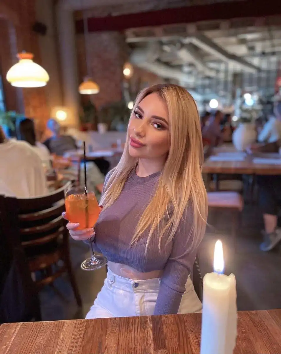 Мика эскорт в городе Дубай