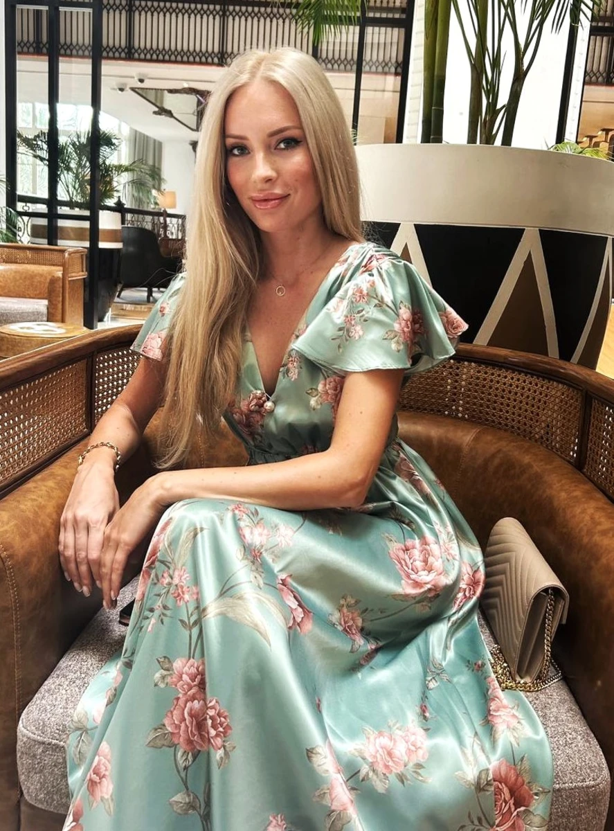 Mira escort in Dubai